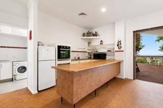 Brilliant Hinterland & Ocean Views - Farm Stay - 4