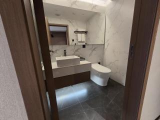 Shenzhen Qixi Tianfu Hotel is located near Gangxia Metro Station and Futian Checkpoint Metro Station - 2