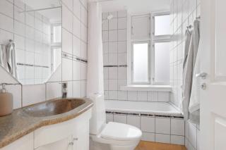 Centrally located 2-bedroom apartment in Esbjerg - 1