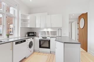 Centrally located 2-bedroom apartment in Esbjerg - 2