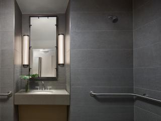 Kimpton Claret Hotel by IHG - 4