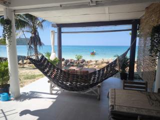 Beachfront Apartment in central Chaloklum - 0