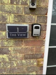 1 The View - 6