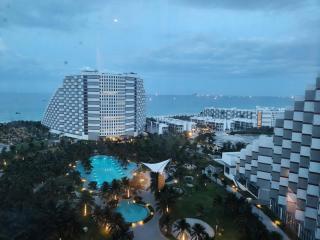 Arena Ocean View & Pool Near Cam Ranh Airport - 8