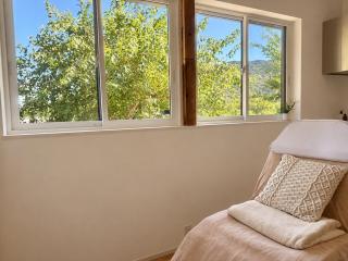 Dan retreat With a view of the mountains of Teshima,Private rental retreat - 1