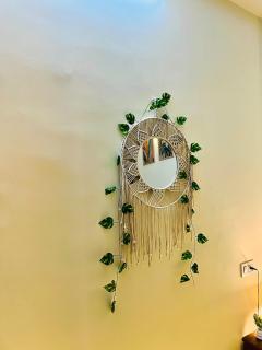 Ambient 1BHK Near Laxman Jhula & Secret Waterfall - 4