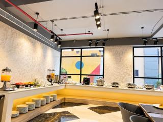 Urban Suites By Castle Stays - 3