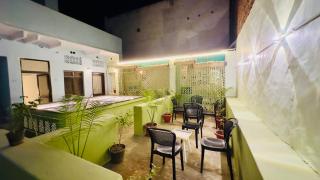 Hotel Hermosa Pushkar - 1