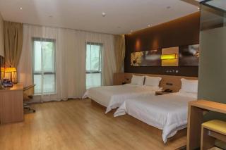 IU Hotel Tianjin Fumin Qiao Branch - 7
