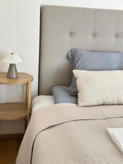 Stunning studio in the heart of downtown Sauna, WiFi, Netflix, Free Parking - 8