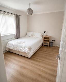Cedar House - 6