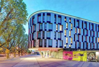 Hilton Garden Inn Stuttgart NeckarPark - 8