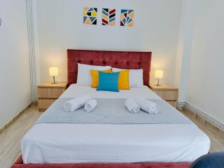 Lama House 2BR 5 Guests Metro 5' Full kitchen - 2