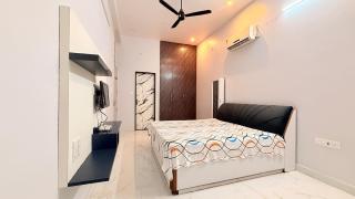 Stripes & Stays Luxury 4BHK Villa With Terrace - 9
