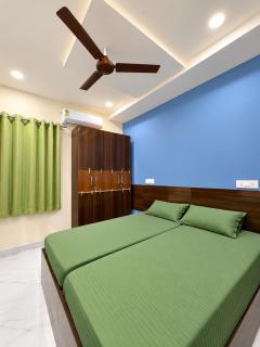 Shree sai manikanta Coliving, Men's and Women's luxury stays - 0