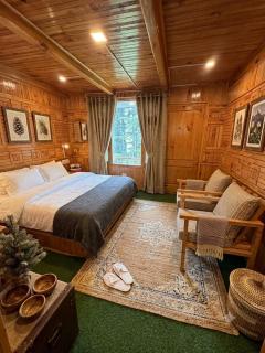 Northern Cedar Cabin By SkylarcTrails - 7