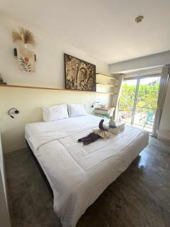 Comfy Studio in Replay Residence - 9