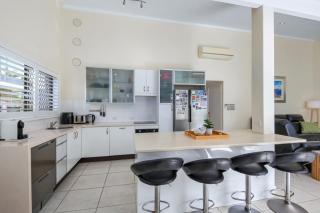 Charming 1BR beachside retreat steps from dog beach - 2