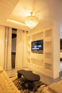 King Apartments - 7