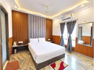 Hotel D-Land Premium Comfort Residency Puri - Seafront Stay on Marine Drive Road with Scenic Ocean Views & Elegant Rooms - 3