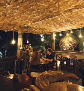 Casa Moon Trincomalee Beach House - 8