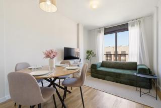 Apartamento luminoso cerca de IFEMA y Barajas - 0