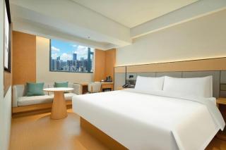 Yizhi Hotel (Taikoo Hui the Pearl River New Town Guangzhou) - 9
