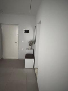 white dream apartment - 7