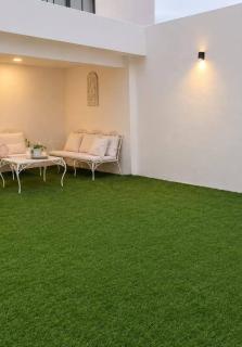 Mini departamento con jardín - 4