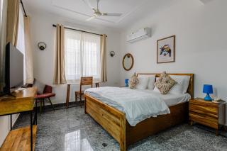 Casa Lumis Stays - Cozy 3BHK with Garden - Near Select City Saket - 3