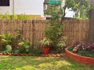 Casa Lumis Stays - Cozy 3BHK with Garden - Near Select City Saket - 7