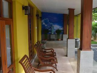 Inlak Garden Hotel - 8