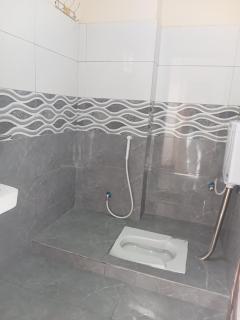 Wahdat Guest House - 4