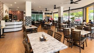 Citrine Hotel - 4