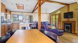 The Oak Lodge - 4