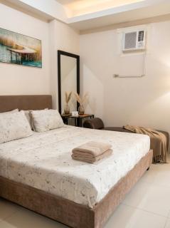 Vexy Staycation - Walking Distance to NAIA T3 - 1