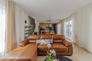 2 Brand New Luxury Pool Villa - 1