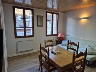 Appartement T2 à Cauterets avec Mezzanine et Casier à Ski - 3