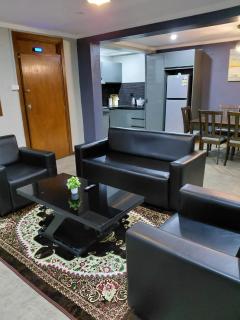 Metro hideaway Quiet 2BRFlat, 5 mins to Suva City - 3