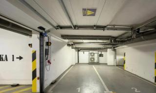 Tailored Comfort - Nowoczesny Apartament z Parkingiem, Rynek - 1