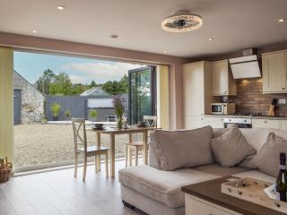 Brook View Cottage - 2
