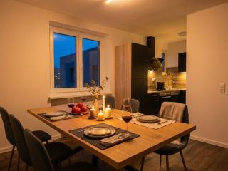 Solera95 90 qm Ferienwohnung mit 3 Schlafzimmern - Selb - 2