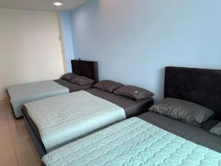 4 to 6 Pax Muji Penthouse Johor Bahru Paradigm UTM - 2