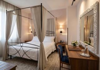 HOTEL PERLA - 0