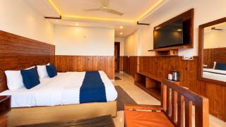 The Forest Season Resort, - A Premium Property & Open Terrace in Mussoorie - 2