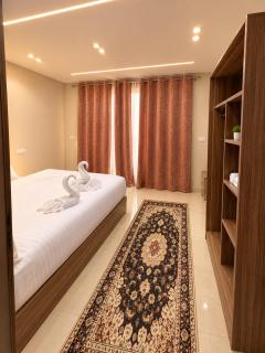 Karma Studios & Suites - 3
