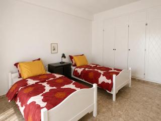 Sea View Apartment Steps Away From The Beach And Merit Park - 9