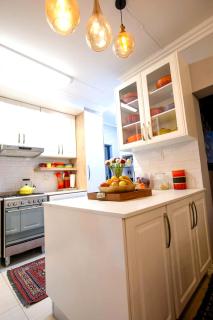 The Opal Room in a Luxury 3 Bedroom Home in Kyalami - 6