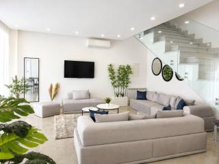Luxurious Villa in Gammarth, Tunisia with Private Pool - 3