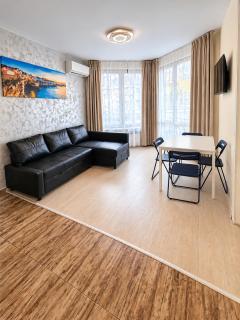 Golden view 2 bedrooms & parking - 0